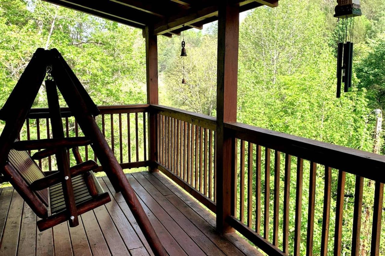 セバービル Smoky Mtn Hideaway - Cabin W/ Hot Tub & Pool Tableヴィラ エクステリア 写真